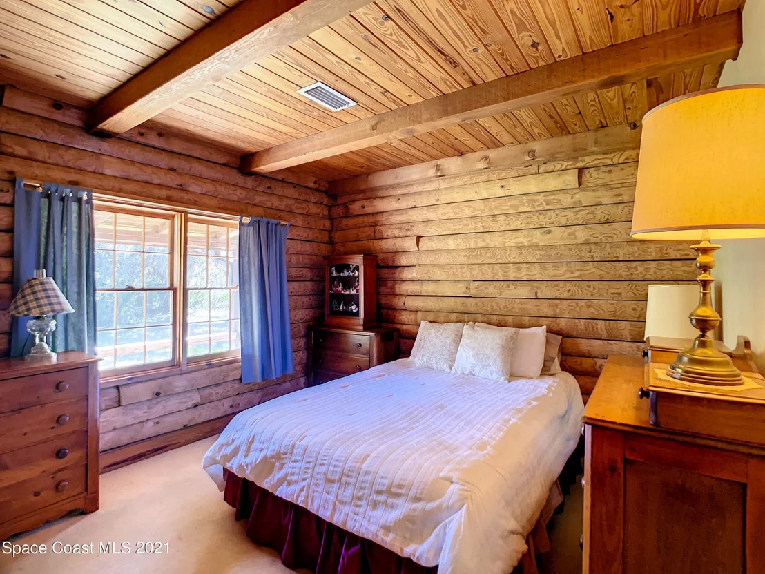 Photo of 4340 Burkholm Road
