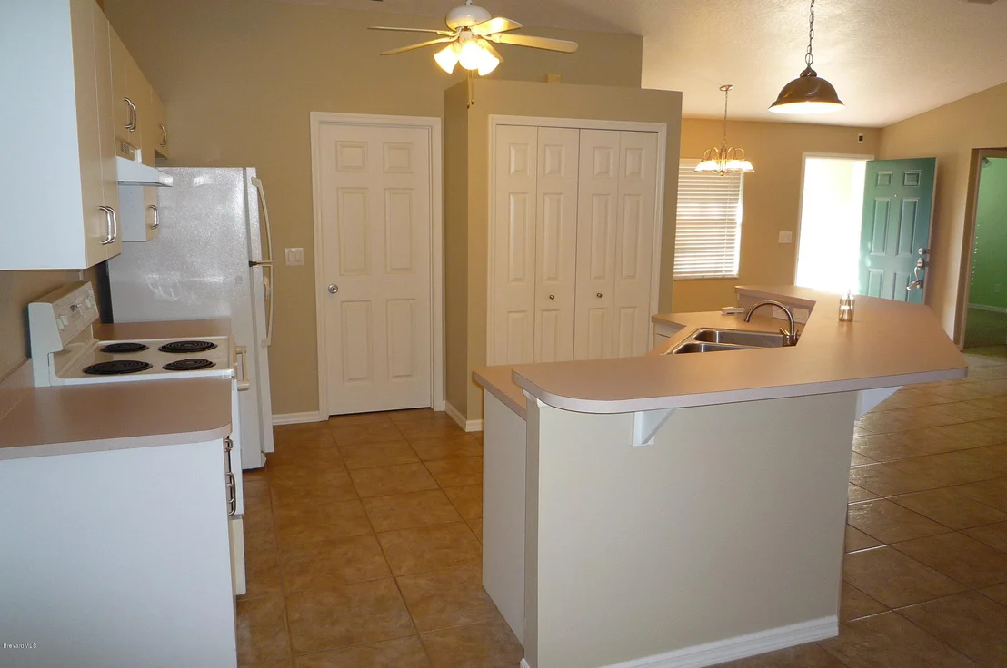 Photo of 2464 Wolf Creek Drive