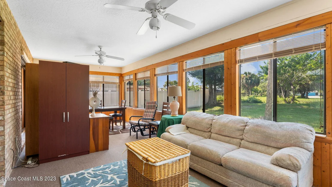 Photo of 1382 Buffing Circle SE