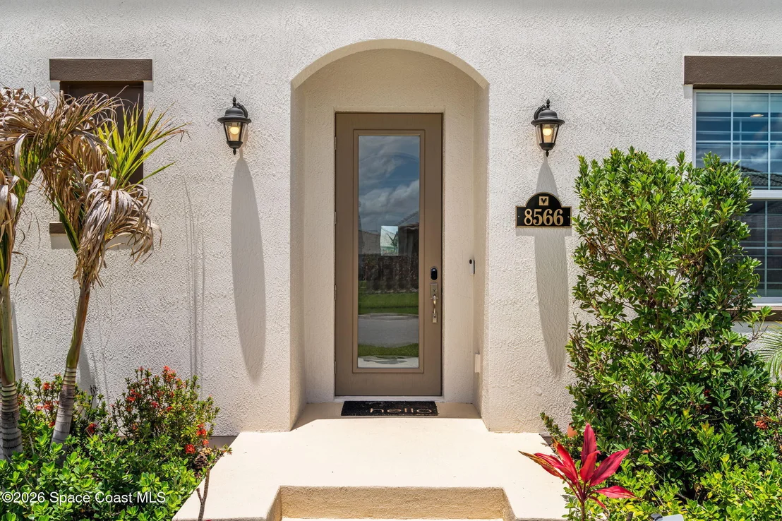 Photo of 8566 Lyside Drive