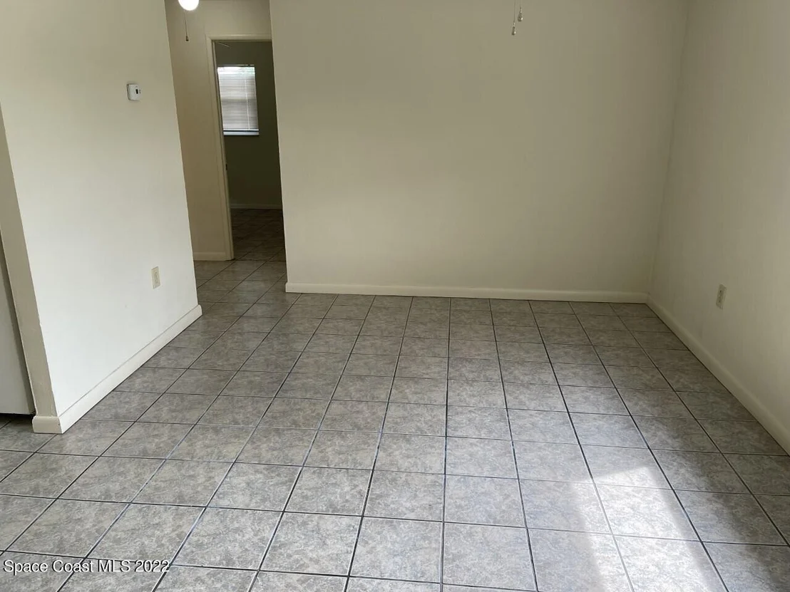 Photo of 2521 Vernon Drive NE