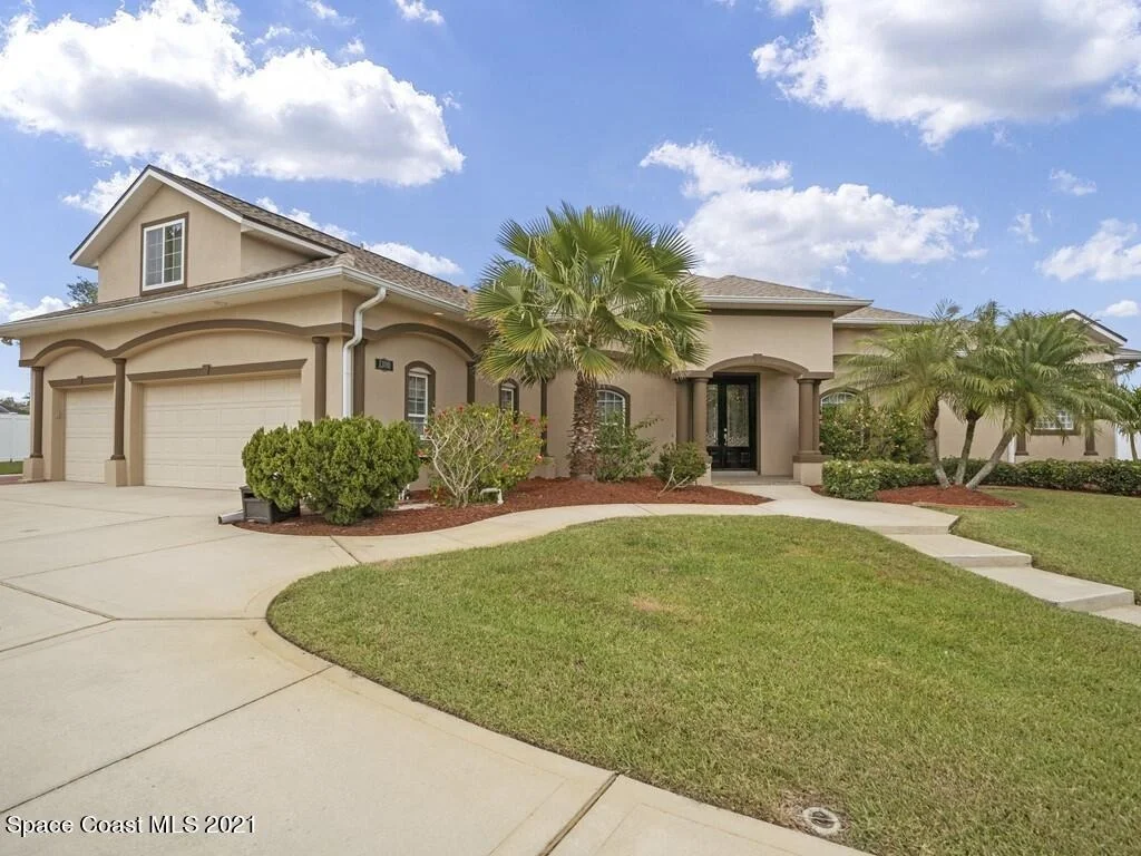 Photo of 1300 Palace Drive