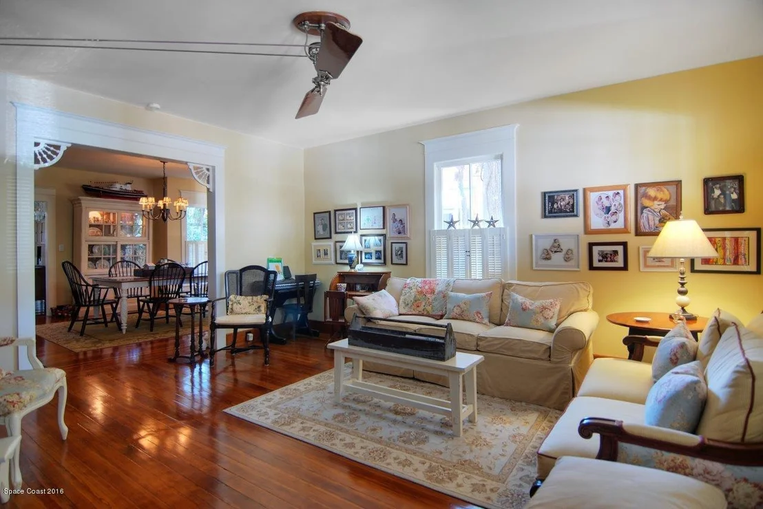 Photo of 27 Barton Avenue