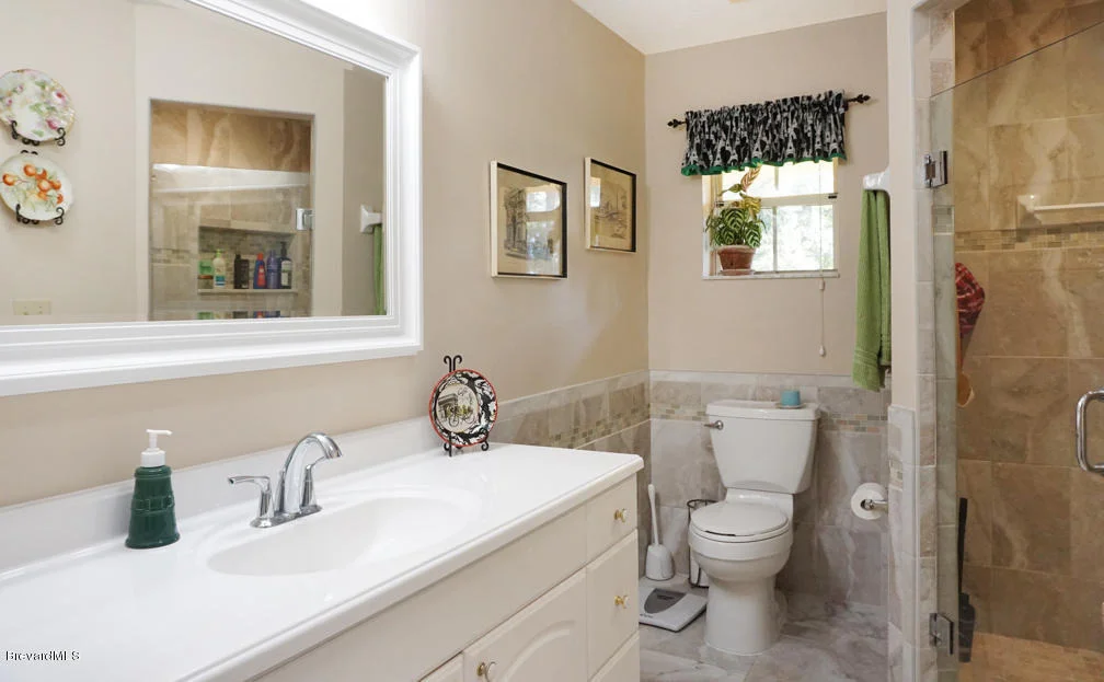 Photo of 1810 Hidden Lake Drive
