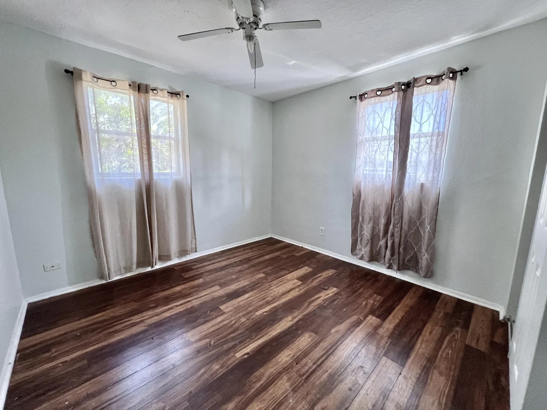 Photo of 1215 Alamanda Lane