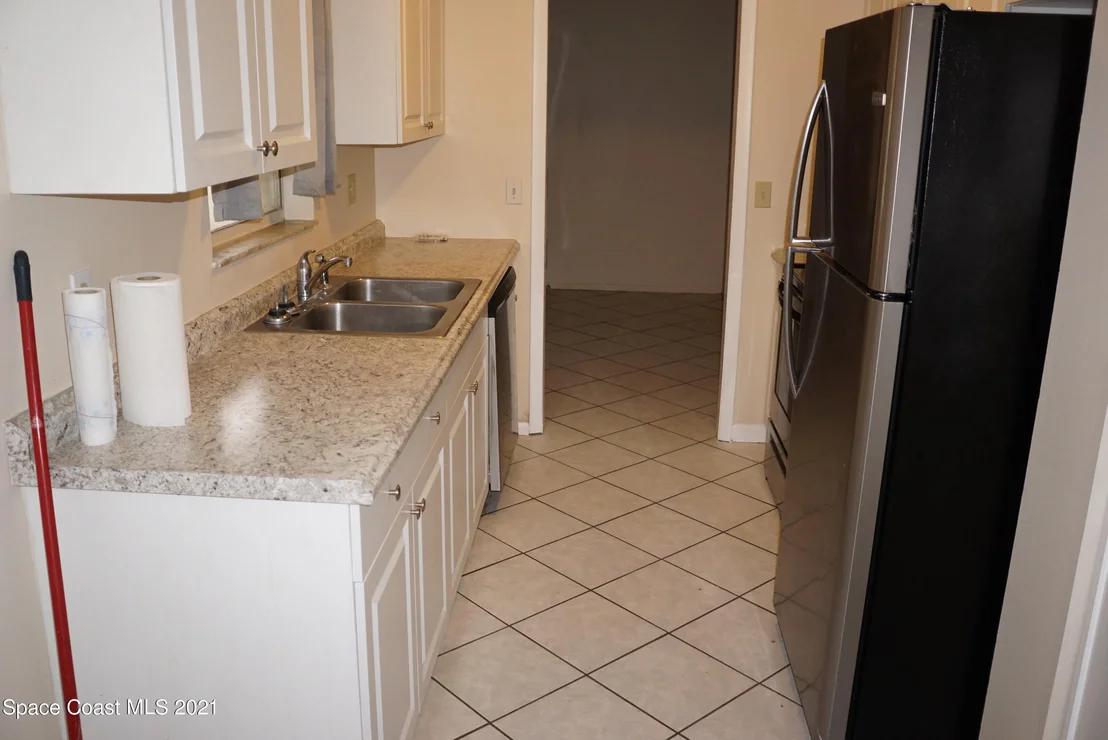 Photo of 1052 Bernice Road