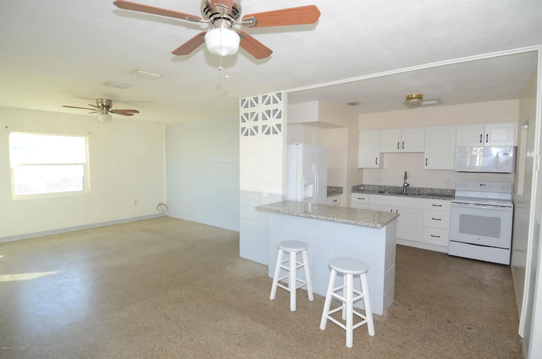Photo of 740 Teak Drive
