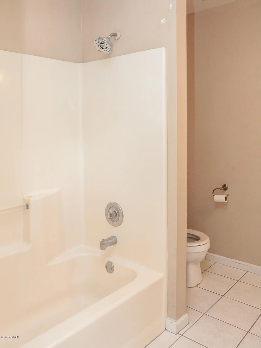 Photo of 1337 Heritage Acres Boulevard