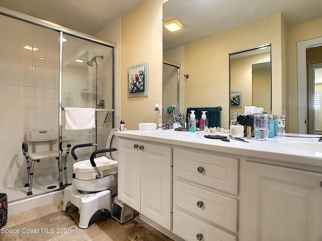 Photo of 3493 Hyperion Way SE