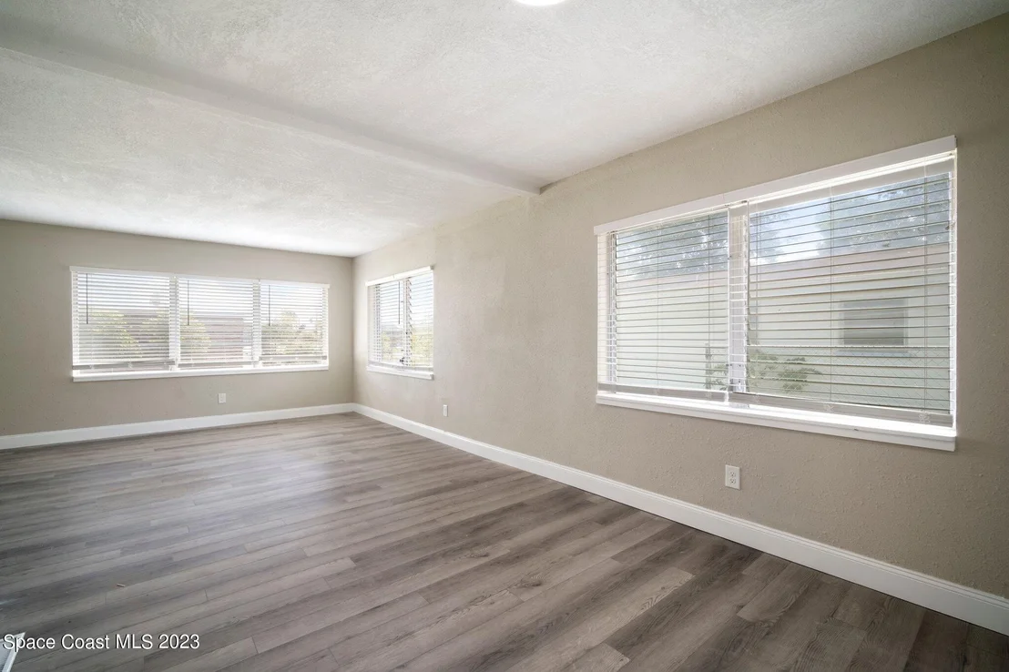 Photo of 1304 Foxboro Drive