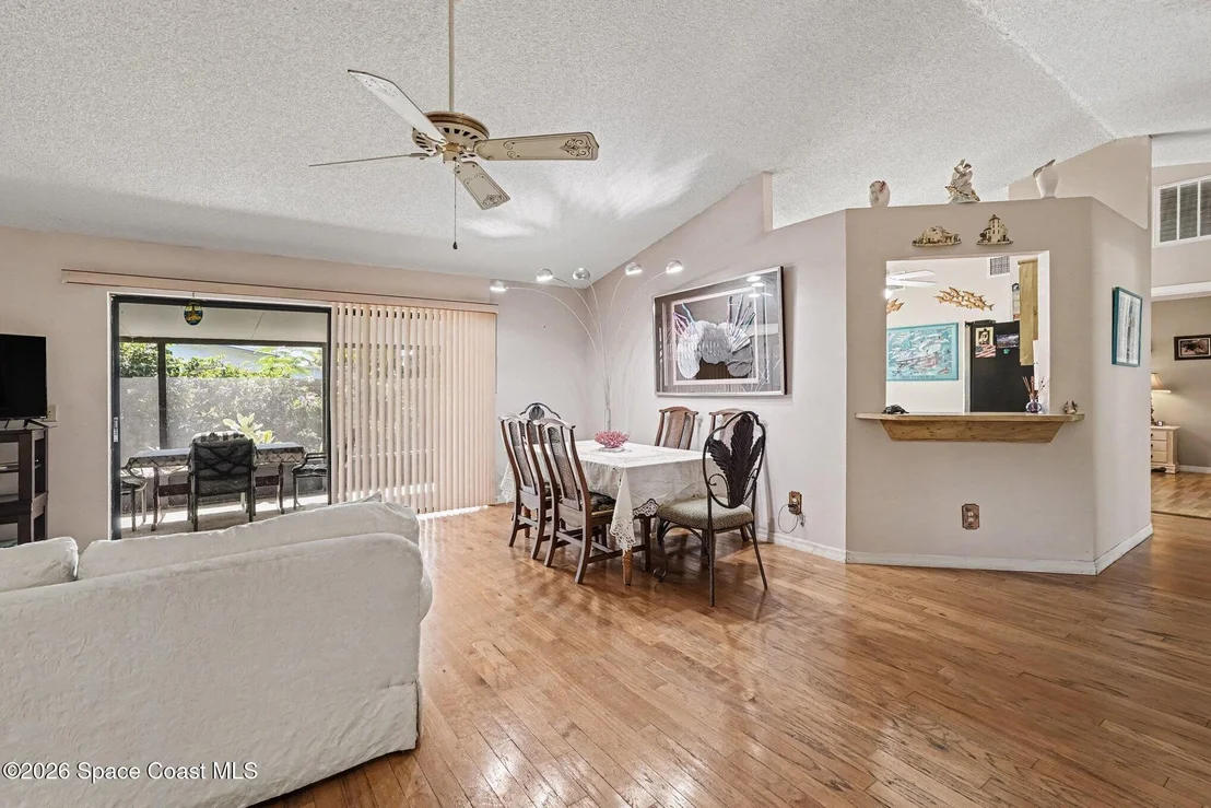 Photo of 225 Chalet Avenue