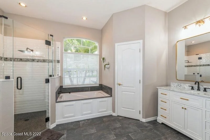 Photo of 775 Carriage Hill Road