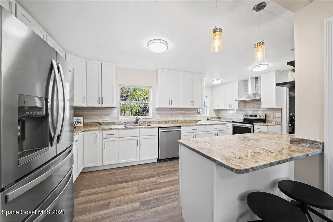 Photo of 445 Bahama Drive