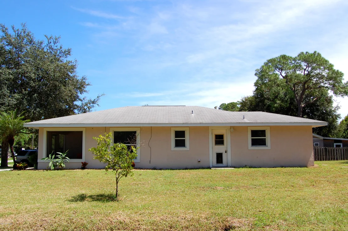 Photo of 3635 Miami Avenue