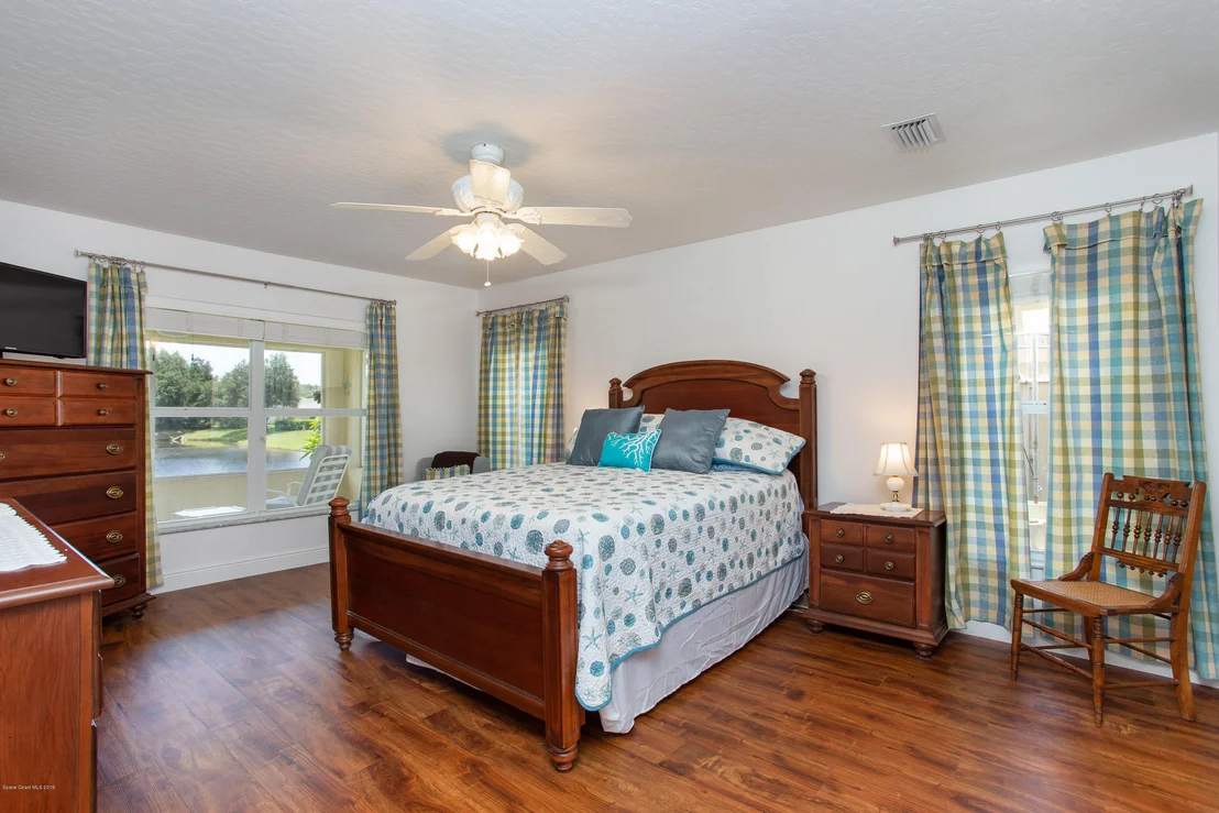 Photo of 1043 Spring Oak Drive