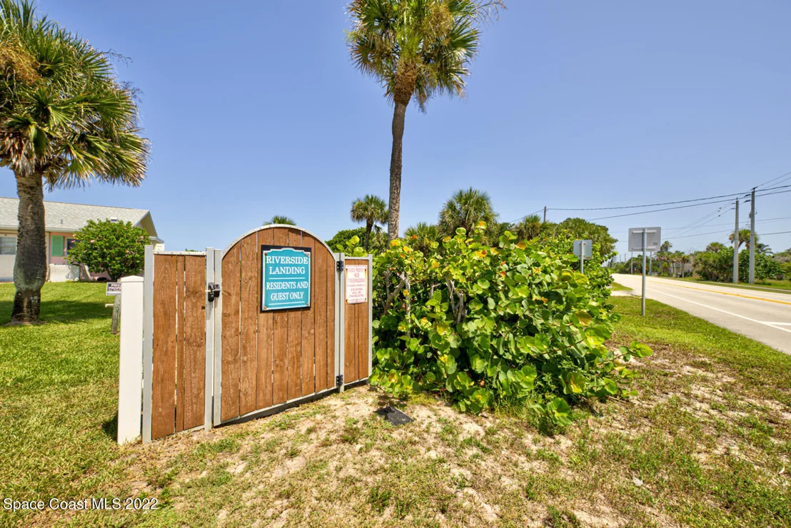 Photo of 334 Island Drive