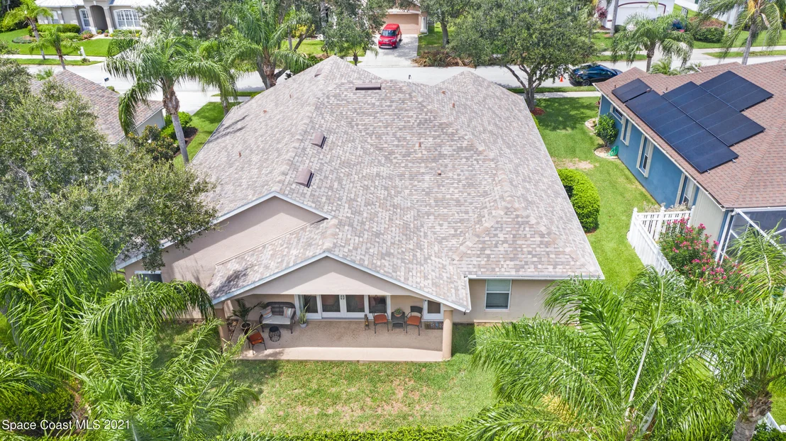 Photo of 992 Carriage Hill Road