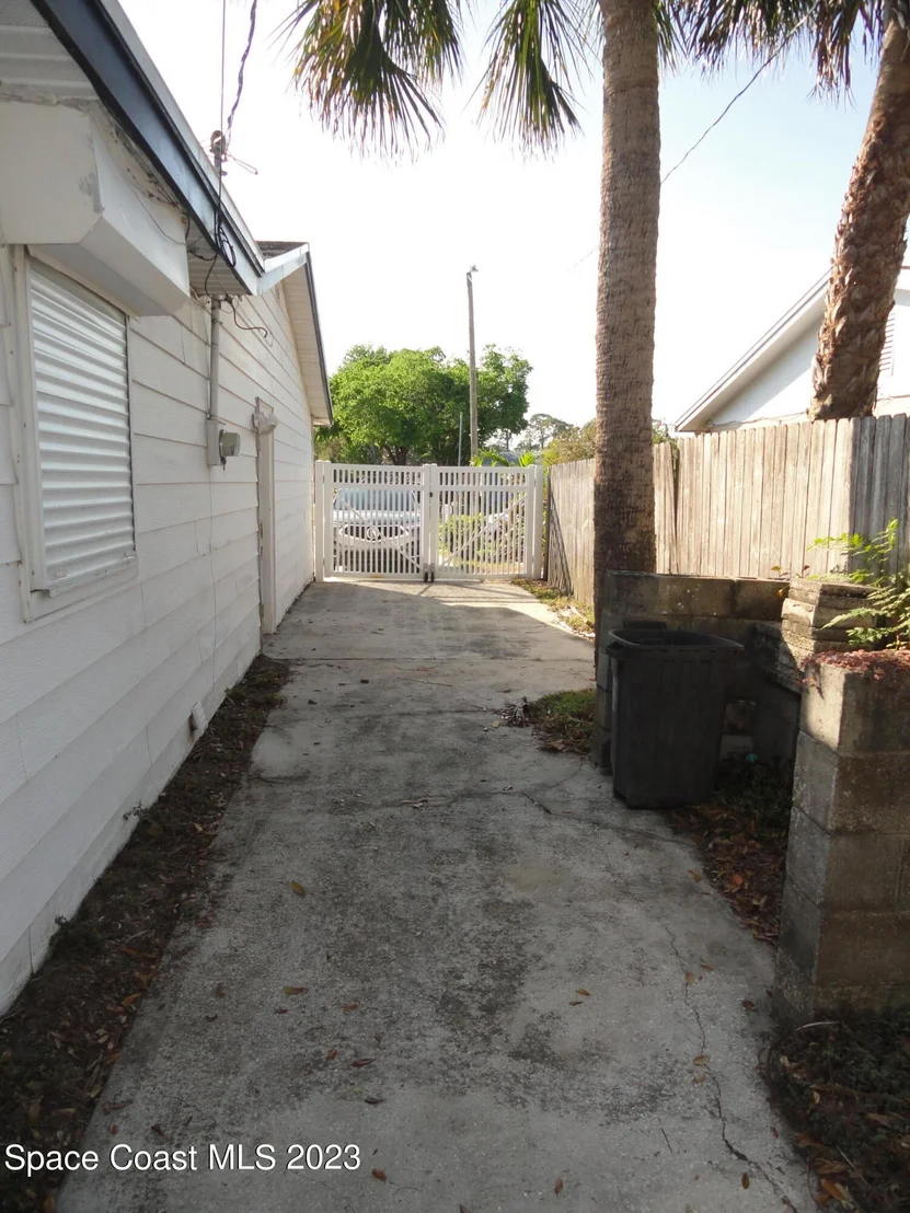 Photo of 1116 Condado Drive