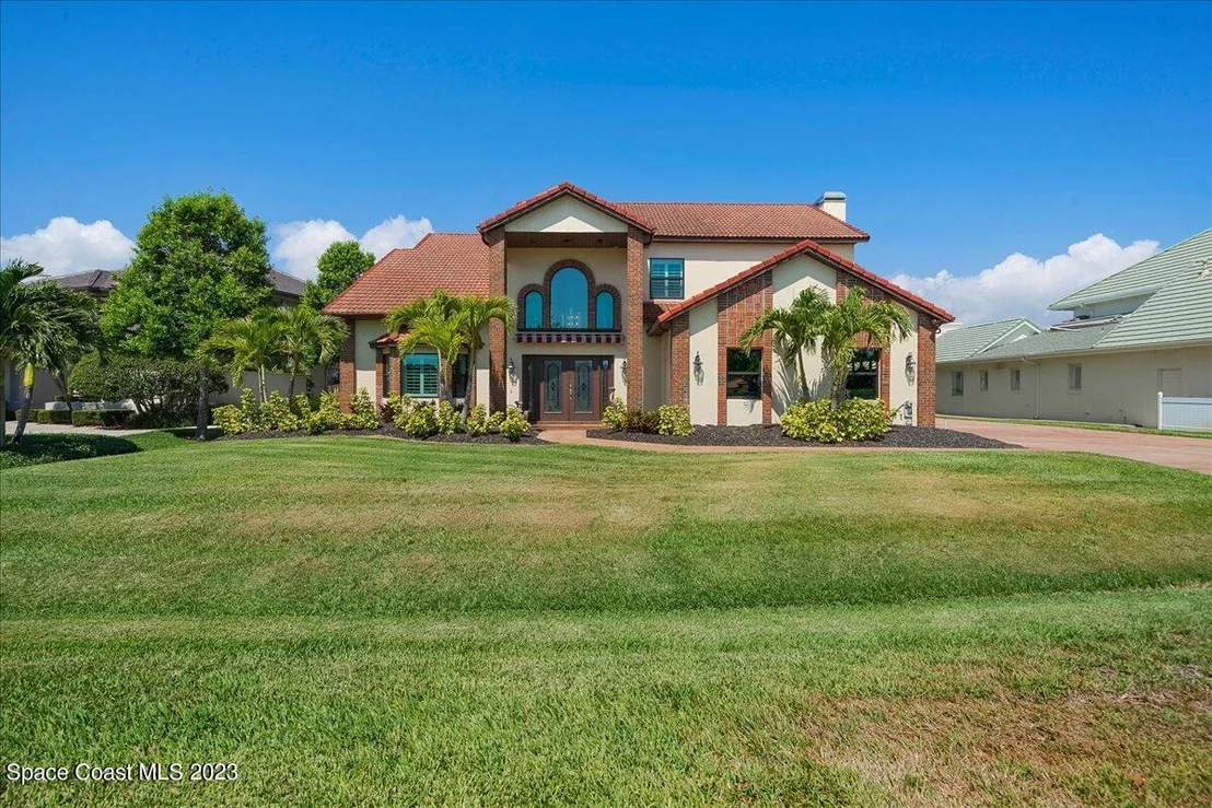 Photo of 544 Lanternback Island Drive