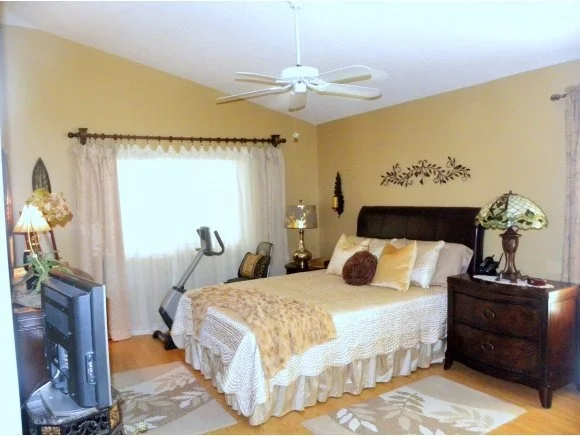 Photo of 831 Indian Oaks