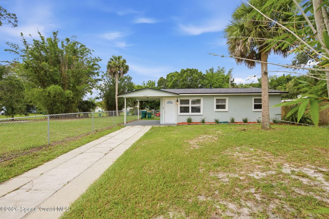 Photo of 2267 Robinhood Drive