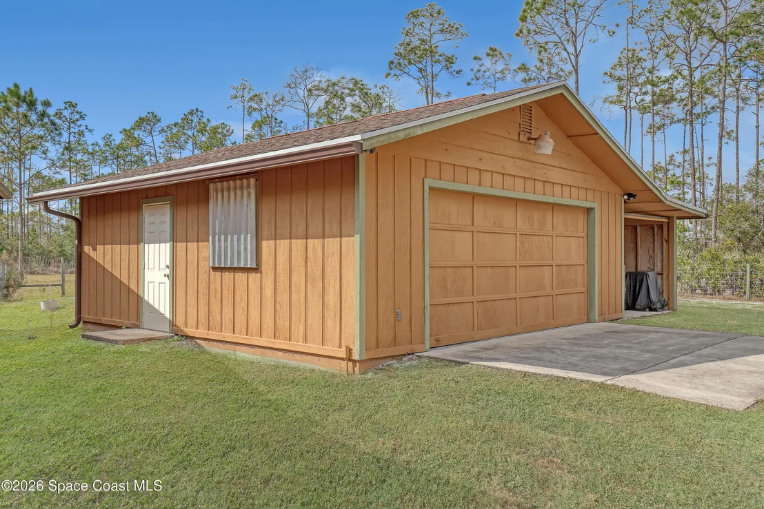 Photo of Unit 91 at 32801 Us Highway 441 Highway N
