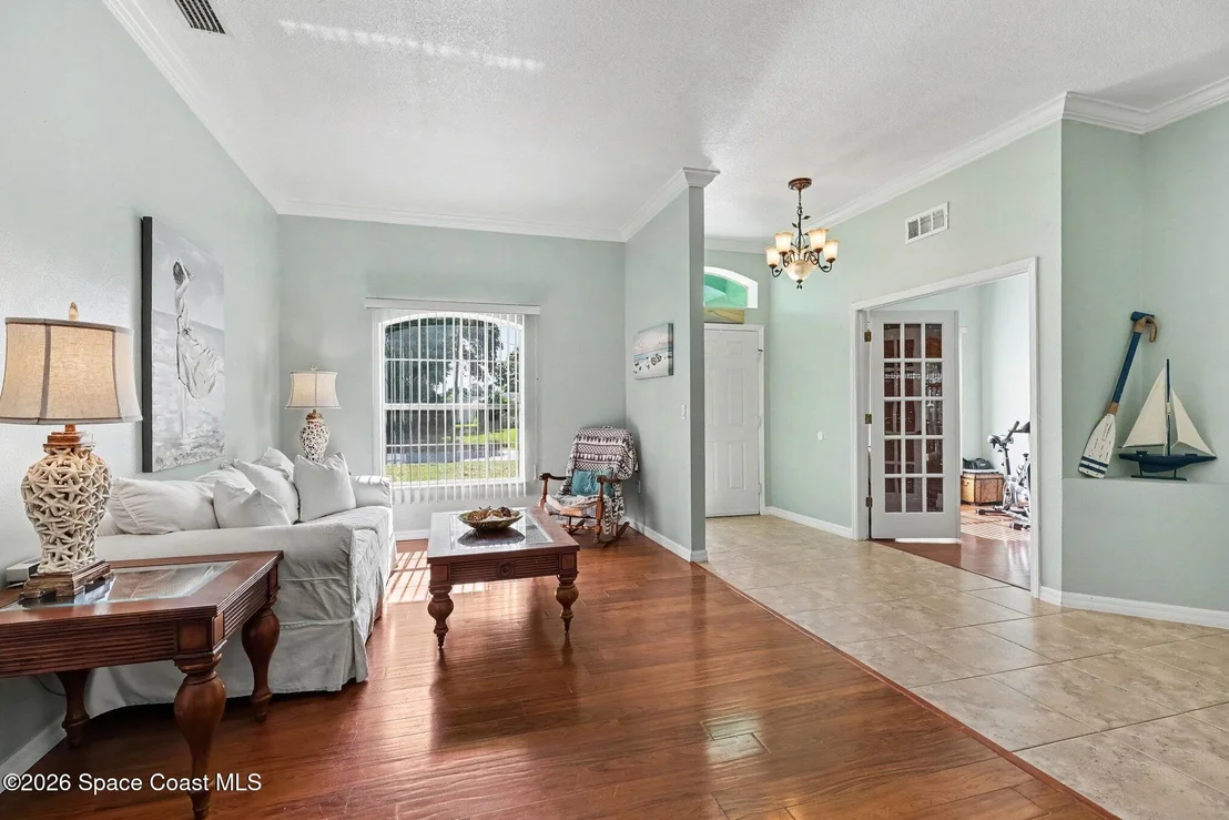 Photo of 6890 Caliph Avenue