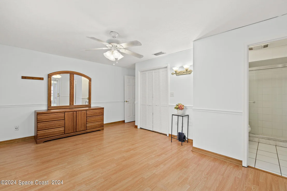 Photo of 3893 Burton Road