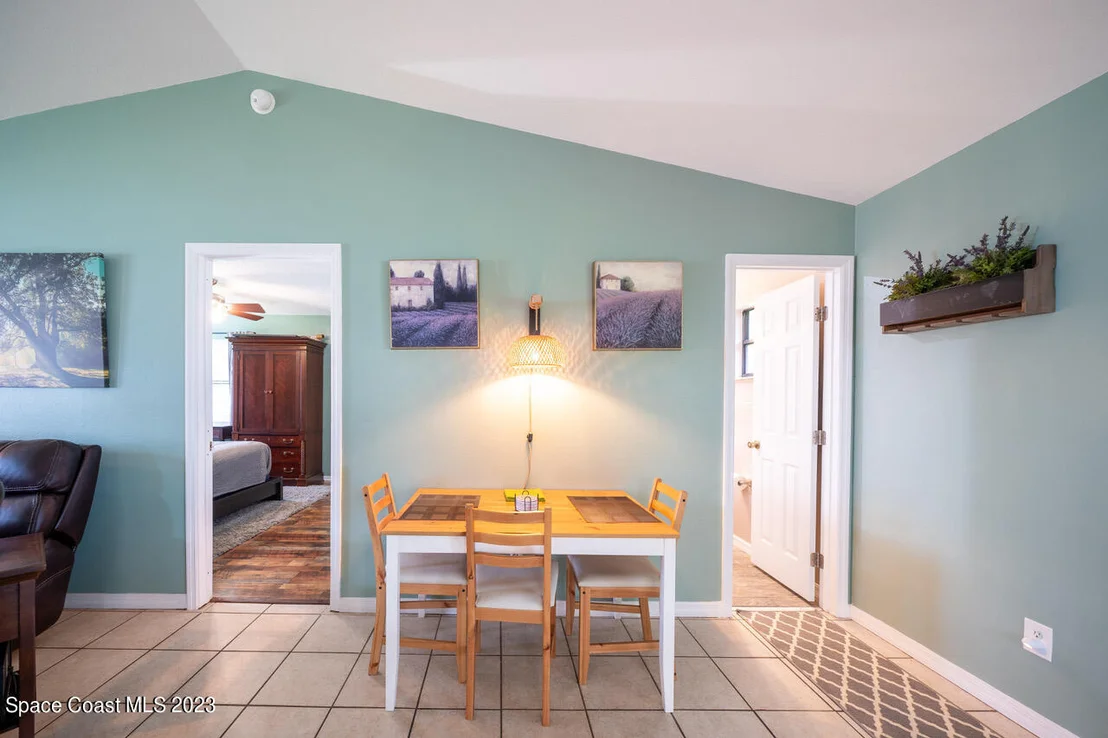 Photo of 4065 Oakland Street