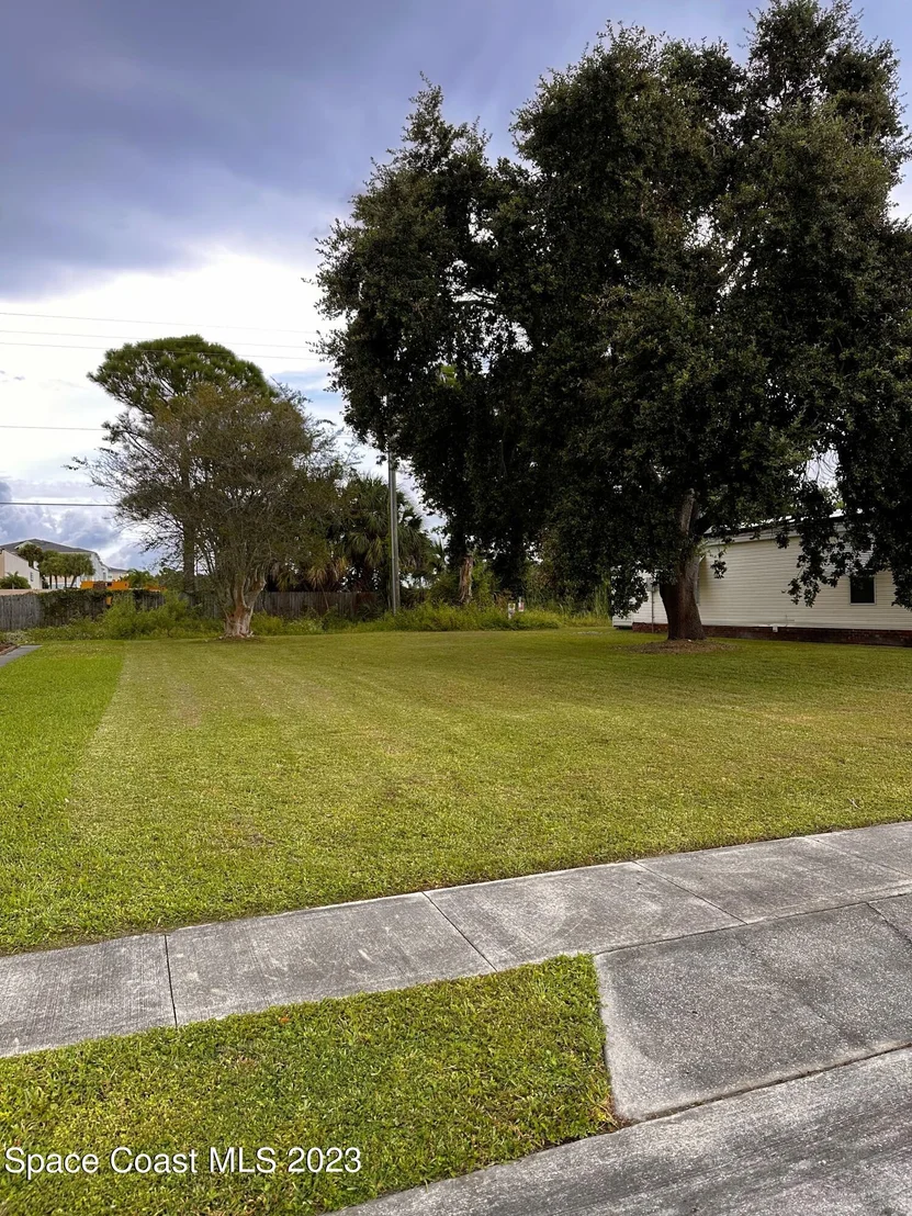 Photo of 2379 Coconut Palm Drive