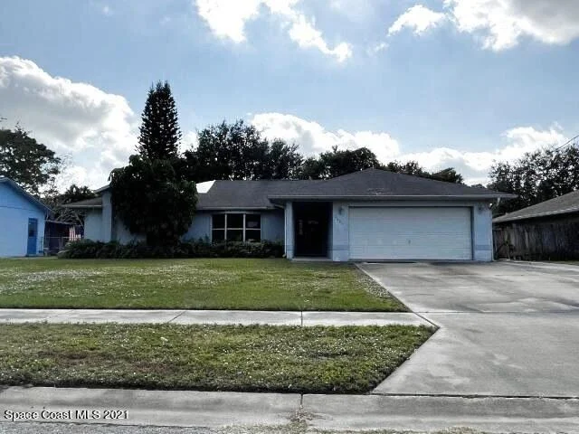 Photo of 2885 Kingston Lane