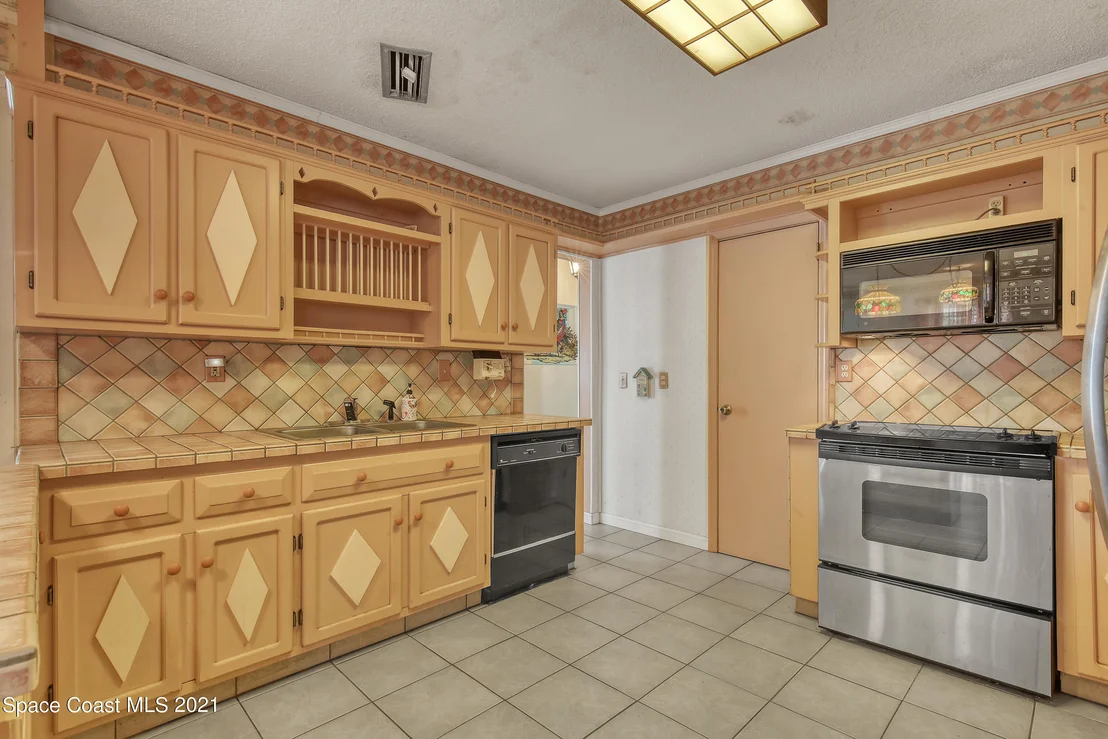 Photo of 620 Wisteria Drive