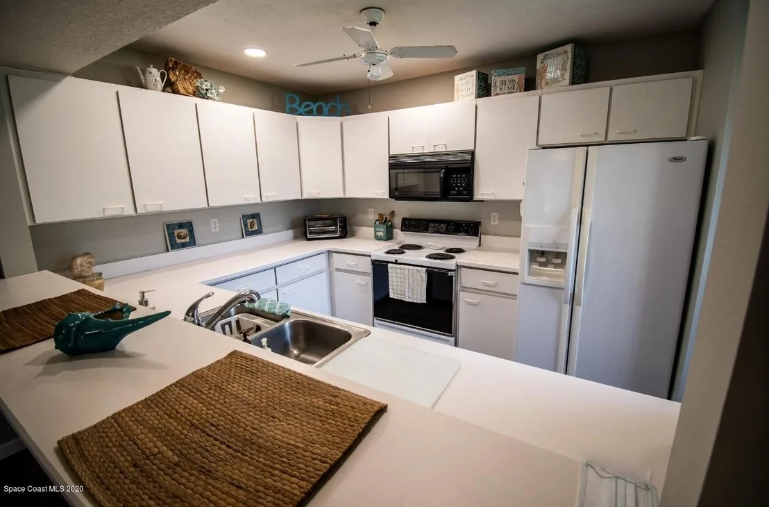 Photo of Unit 708 at 175 Escambia Lane