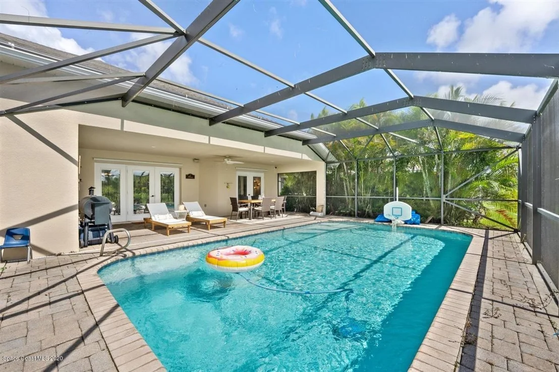 Photo of 1777 Auburn Lakes Drive