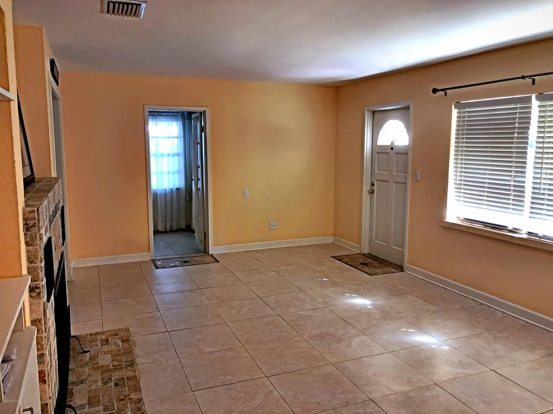 Photo of 139 Circle Drive