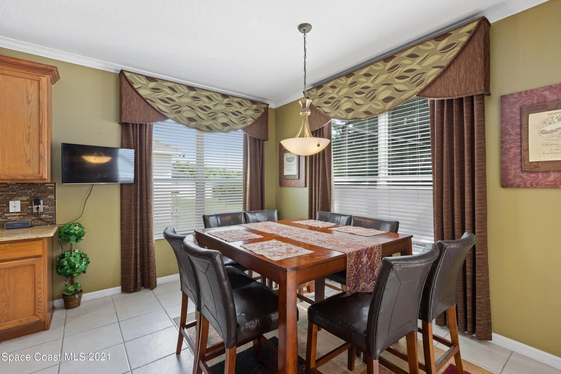 Photo of 3416 Peninsula Circle