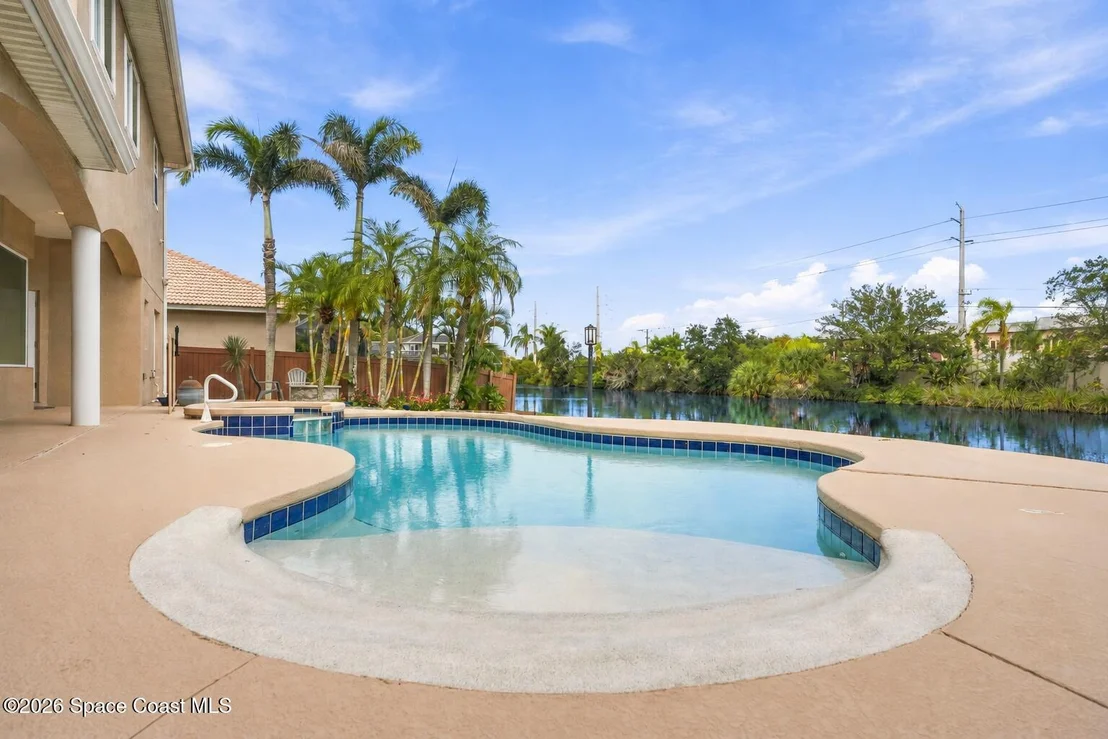 Photo of 241 Waterside Drive