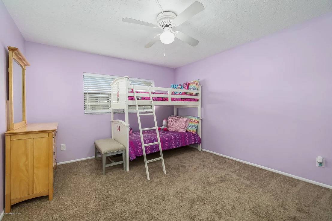 Photo of Unit 1024 at 315 Tangle Run Boulevard