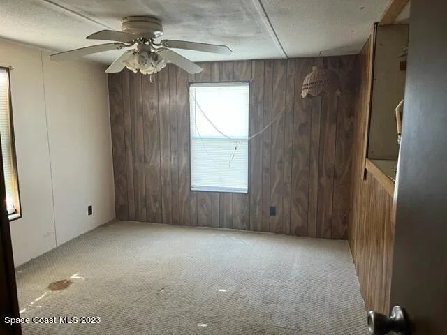 Photo of 565 Vivian Drive