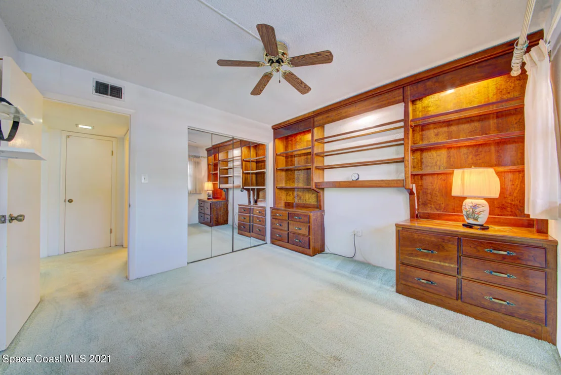 Photo of Unit B205 at 1049 Rockledge Drive