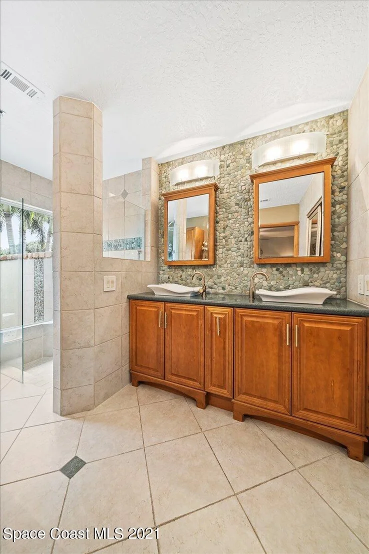 Photo of 545 Solitaire Palm Drive
