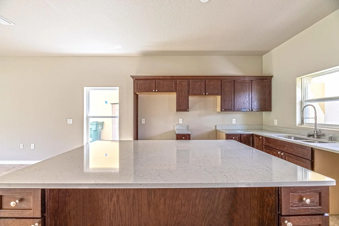Photo of 544 Dryden Circle