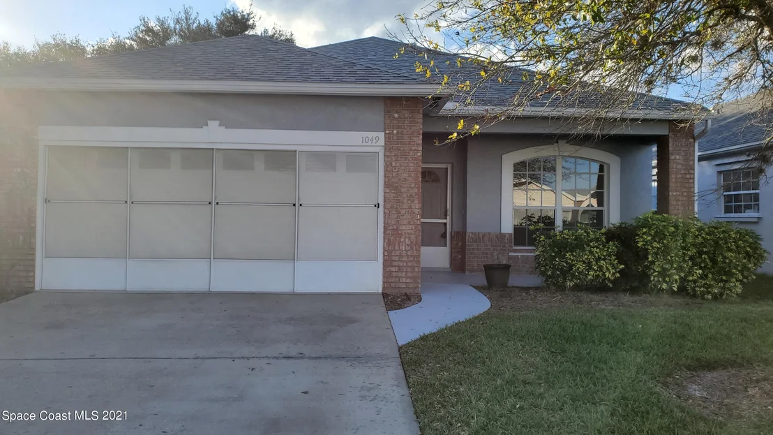 Photo of 1049 S Fork Circle