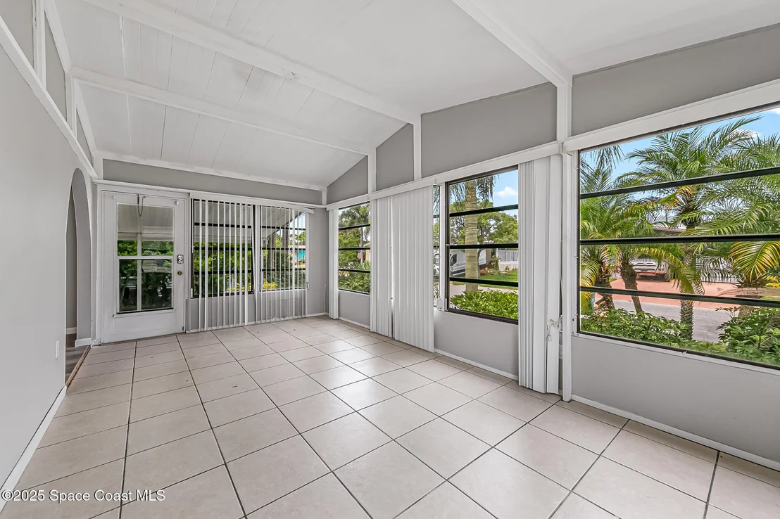 Photo of 555 Marlin Circle