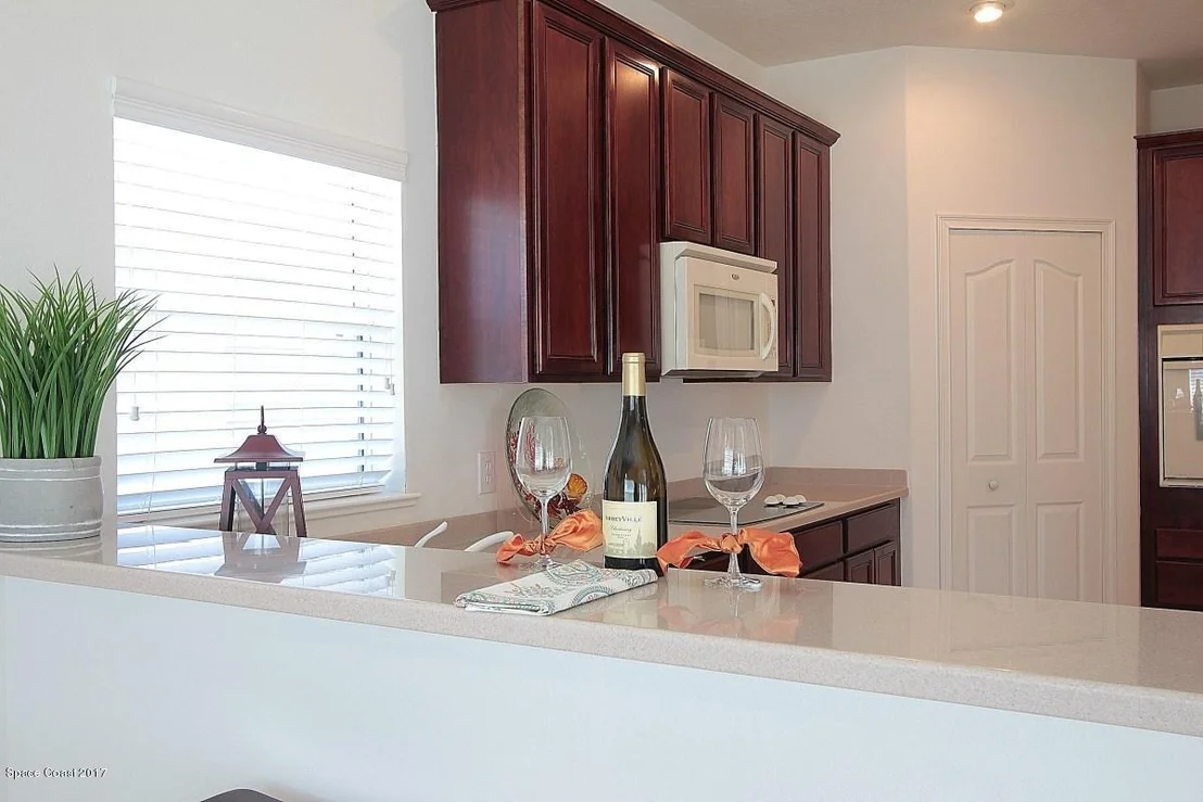 Photo of 6970 Abbeyville Road