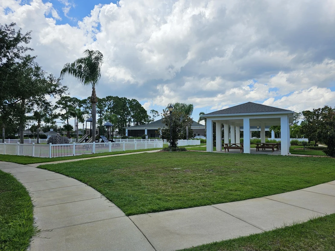 Photo of 325 Abernathy Circle