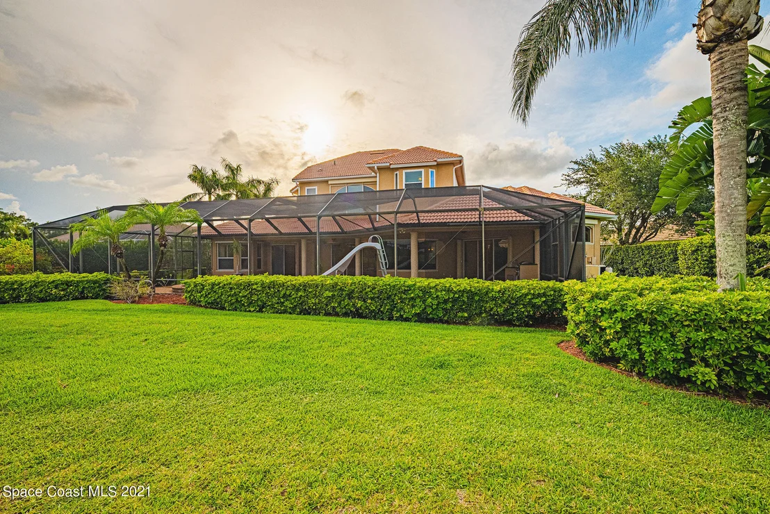 Photo of 8181 Compton Way