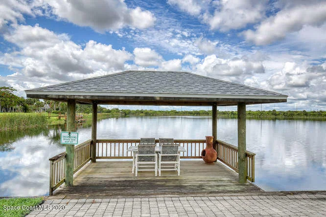 Photo of 1145 Tuckaway Drive