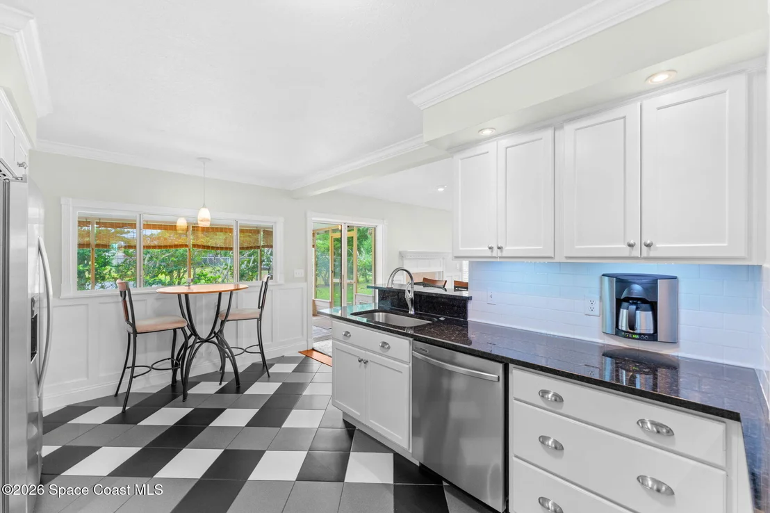 Photo of 2628 Senator Way