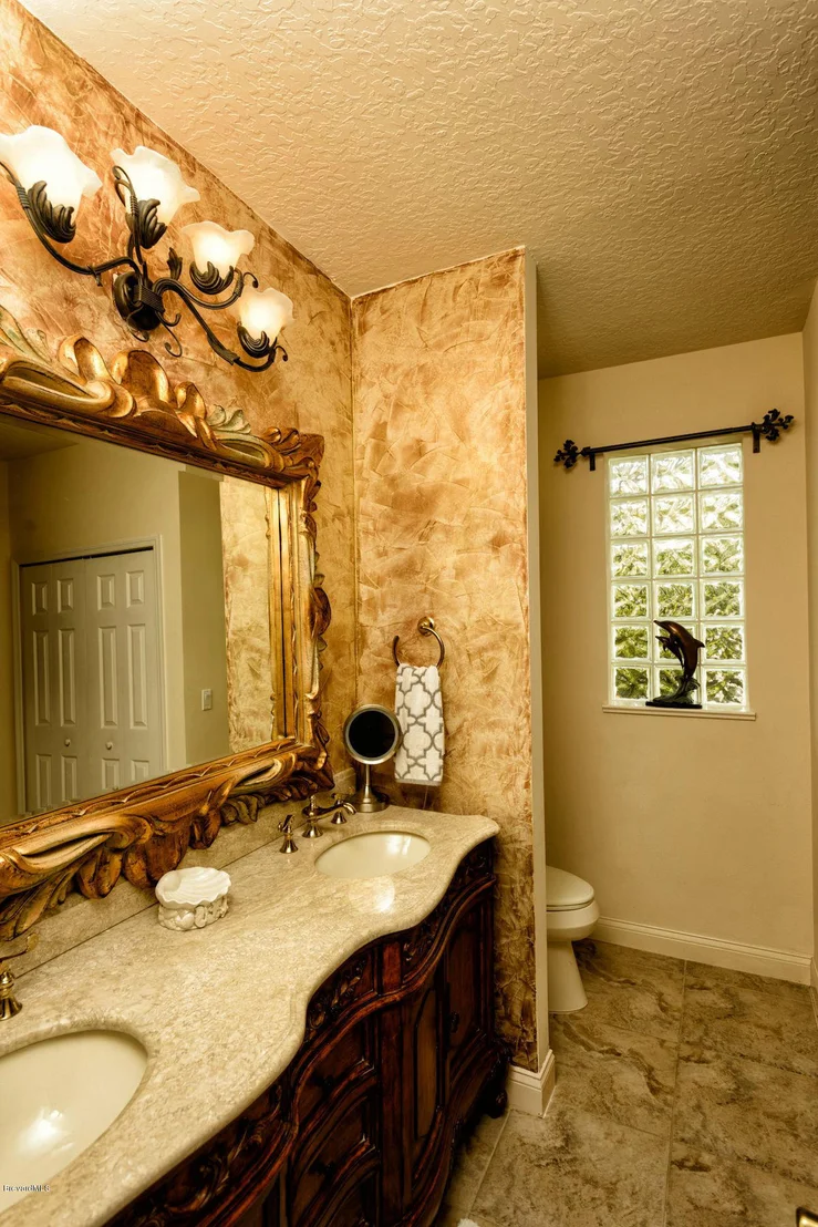 Photo of 7030 Herons Landing Drive